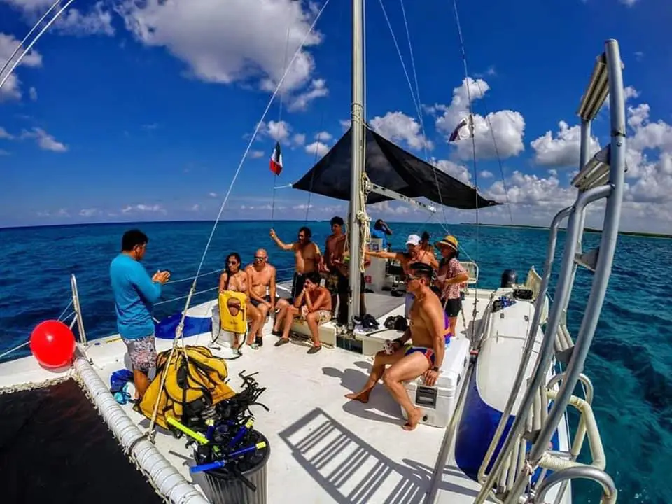 Private boat tour jeep riders cozumel